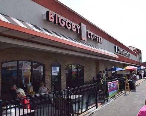 Georgetown Square : 6400 E. State Boulevard, Fort Wayne, IN 46815